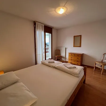 Parking Terrasse Pour 4 Personnes Au Vionnaz