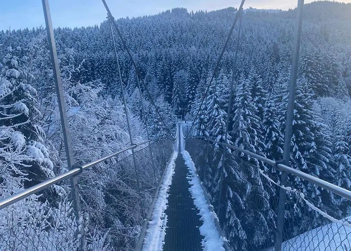 Parking Terrasse Pour 4 Personnes Au アパート